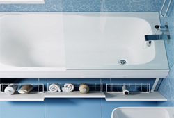 Вместить невместимое: Решаем задачу хранения в маленькой ванной с помощью выдвижных полок и ящиков
